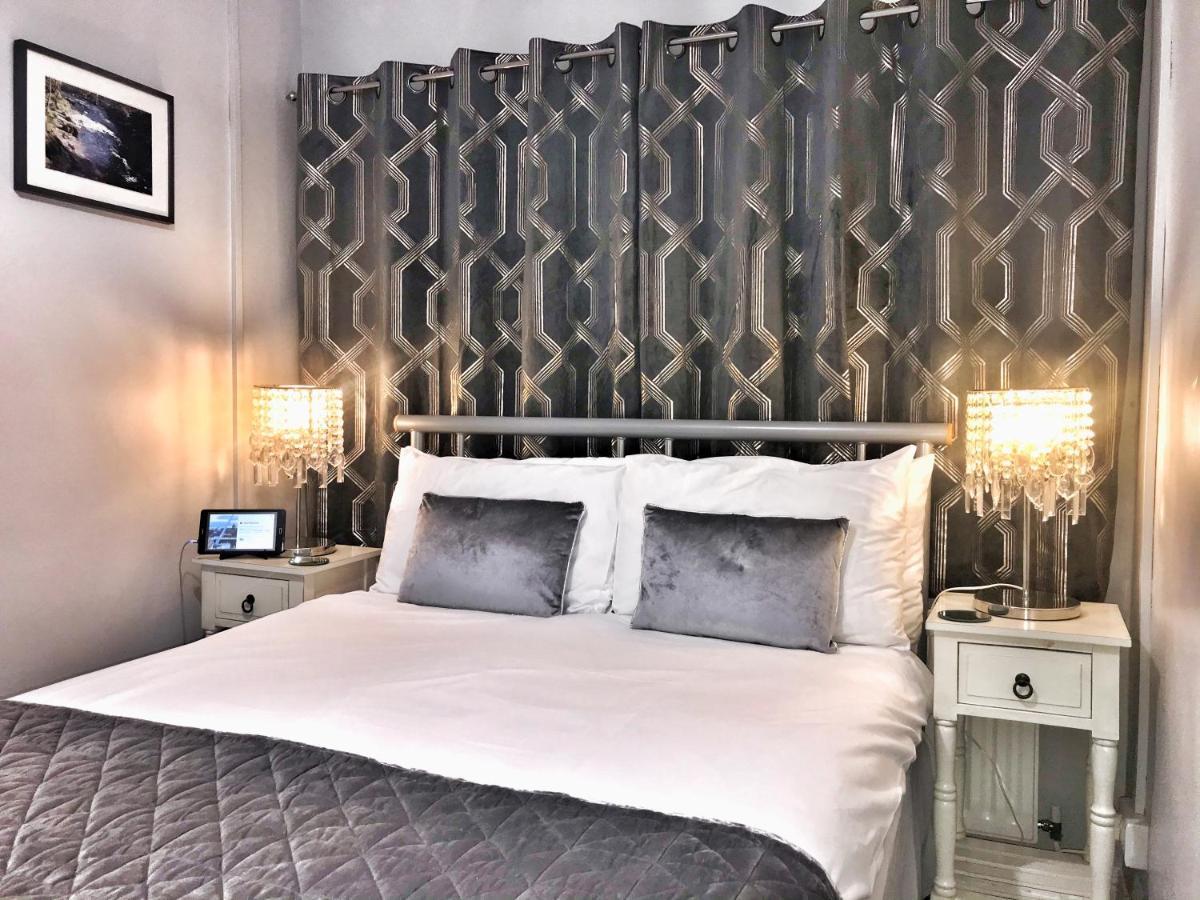 לונדונדרי Elagh View Bed & Breakfast מראה חיצוני תמונה