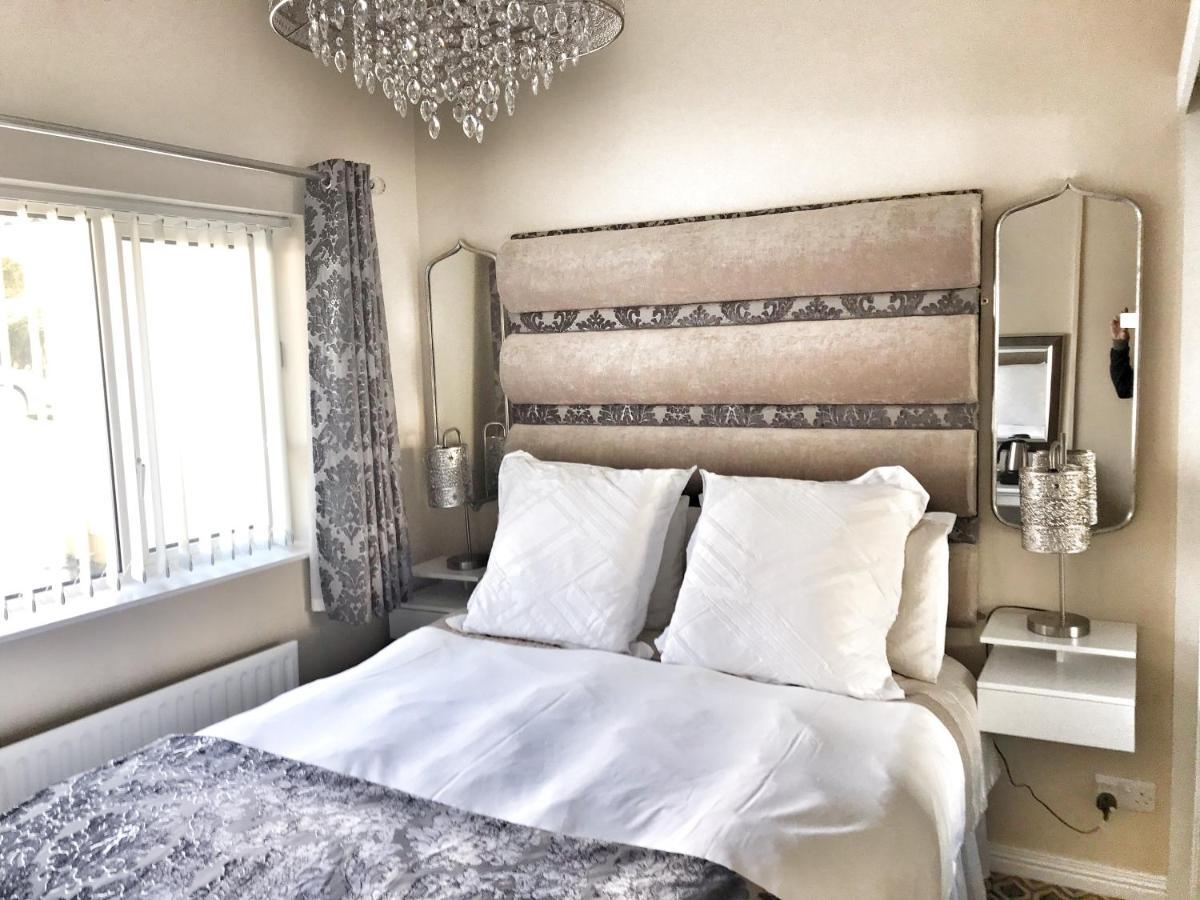 לונדונדרי Elagh View Bed & Breakfast מראה חיצוני תמונה